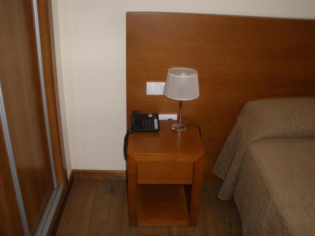 Pension Residencial Platas O Pedrouzo Oda fotoğraf