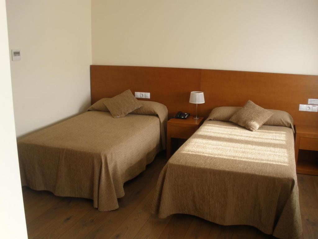 Pension Residencial Platas O Pedrouzo Oda fotoğraf